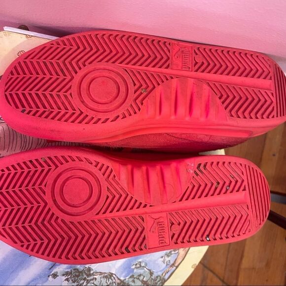 PUMA Hibiscus California TOL Emboss Low Top Sneakers - Picture 13 of 13